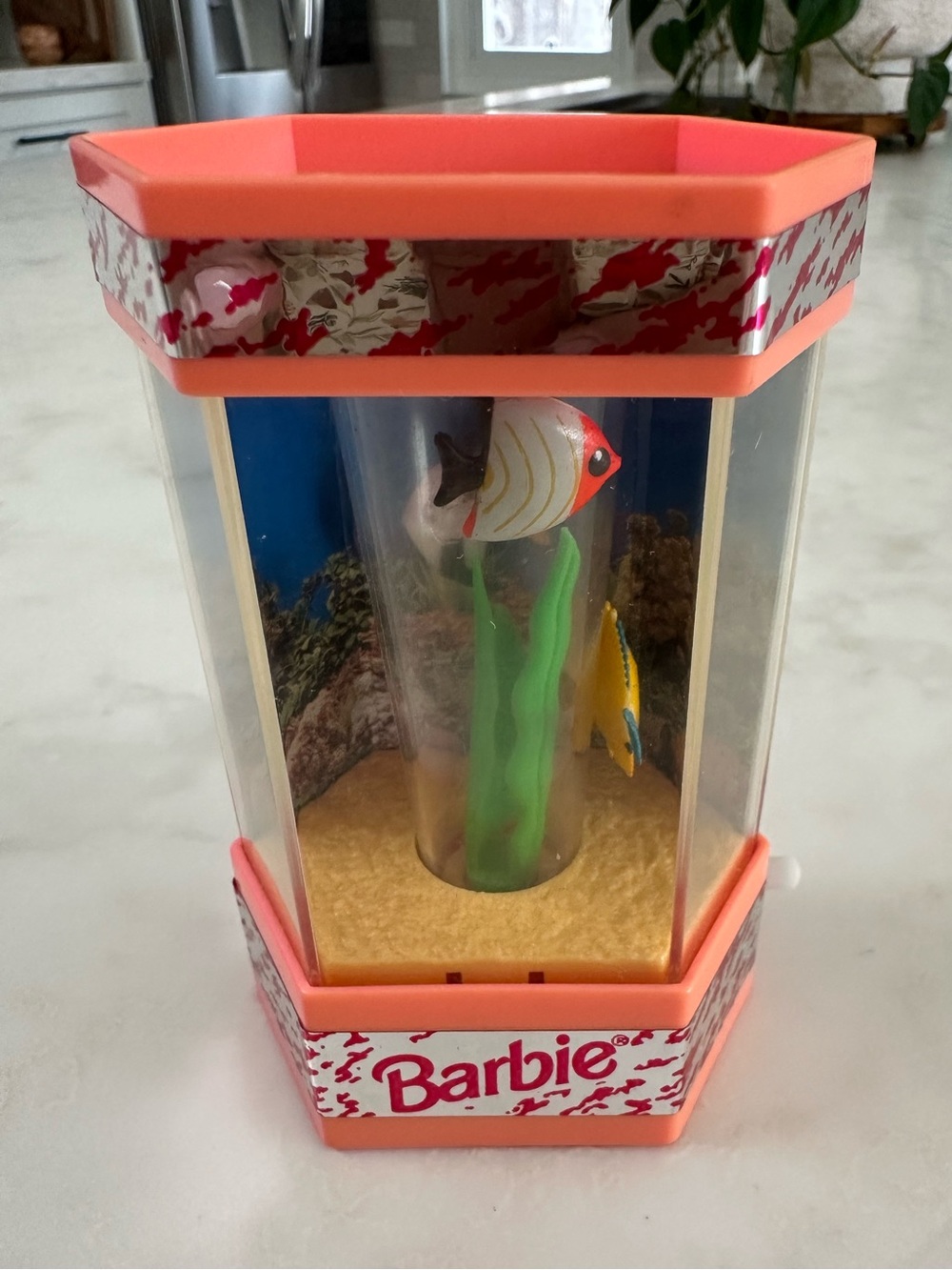 Vintage 1992 Mattel Barbie Magic Moves Wind-Up Aquarium Fish Tank Accessory